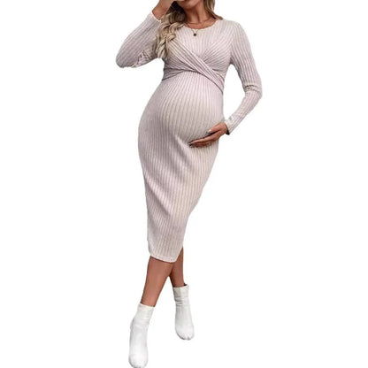 Chic Maternity Winter Dress – Warm A-Line Style for Pregnant Women